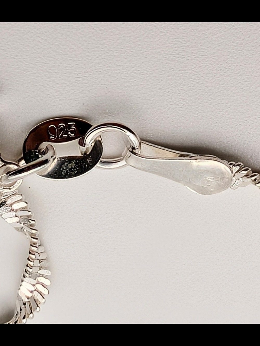 Classic 20" Silver Twisted Rope Chain - Picture 4 of 4